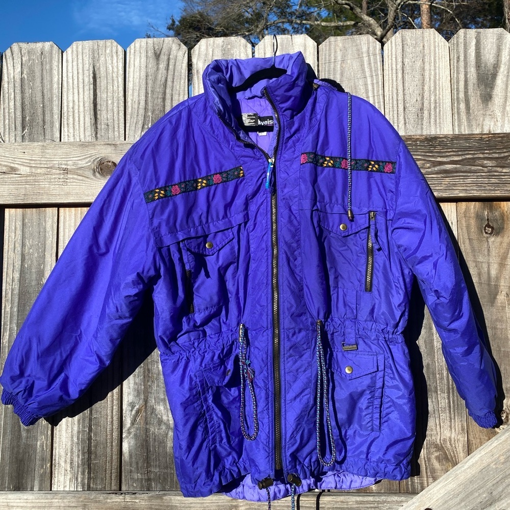 Vintage Edelweiss Purple Ski Jacket with floral style trimmings size XL